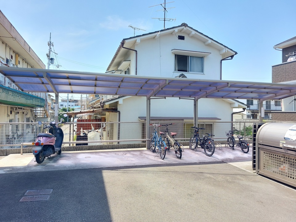 駐輪場