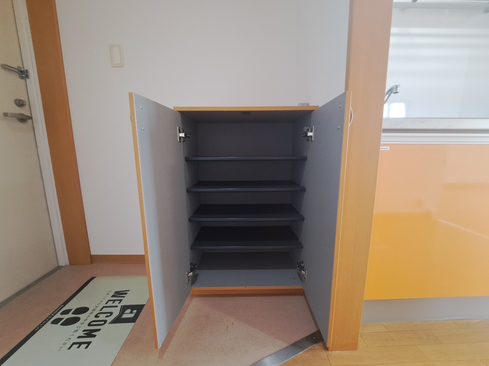シューズボックス