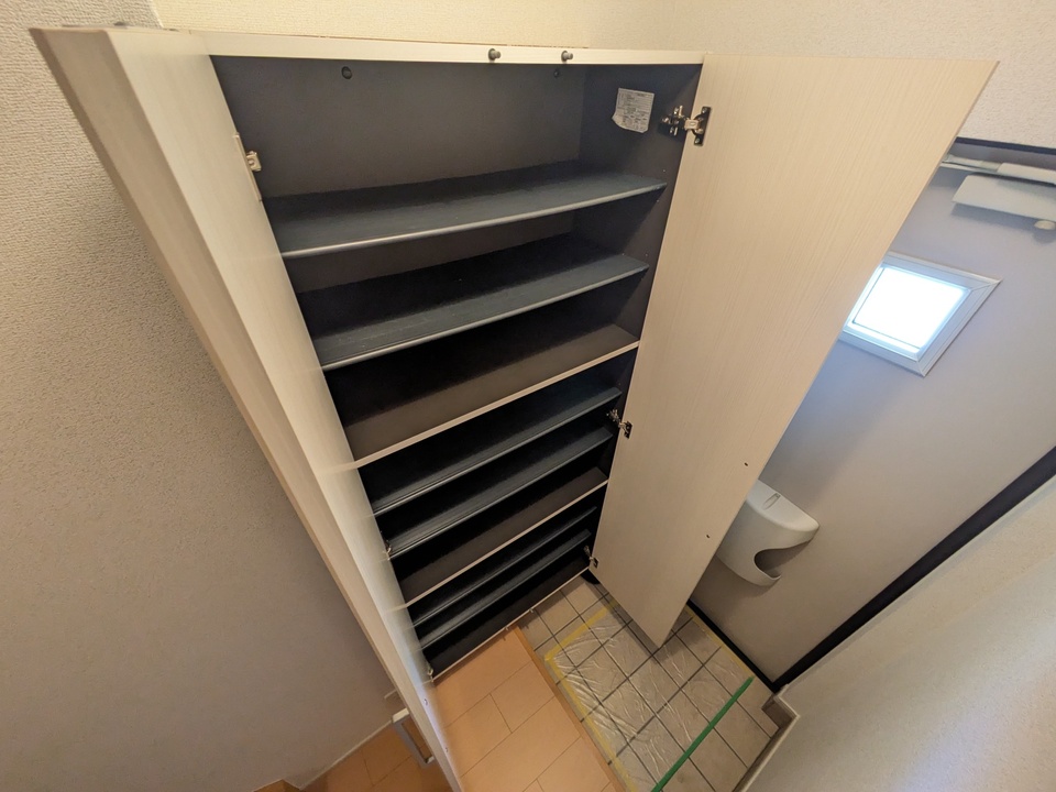 シューズボックス