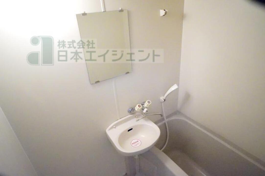 浴室