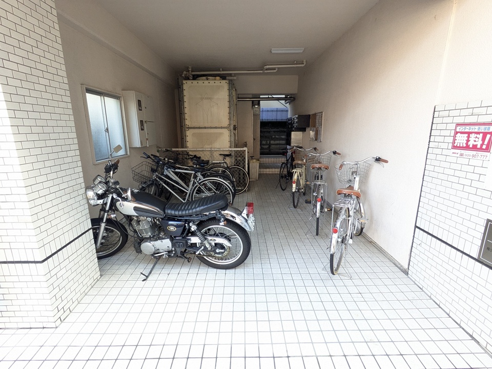駐輪場