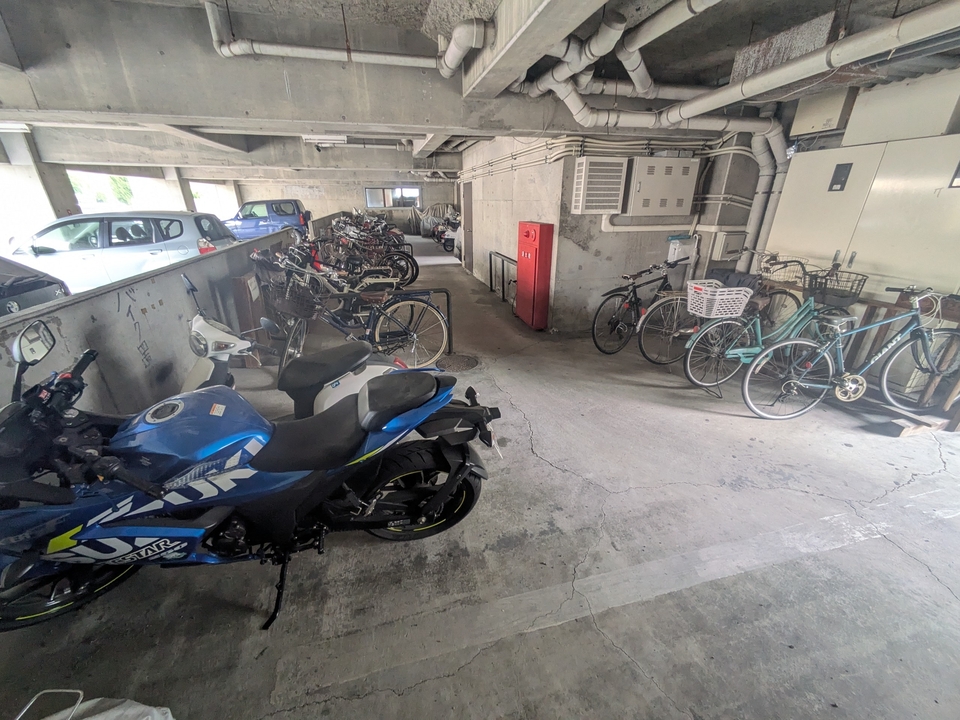 駐輪場
