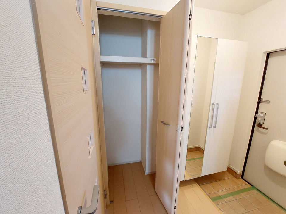 玄関収納