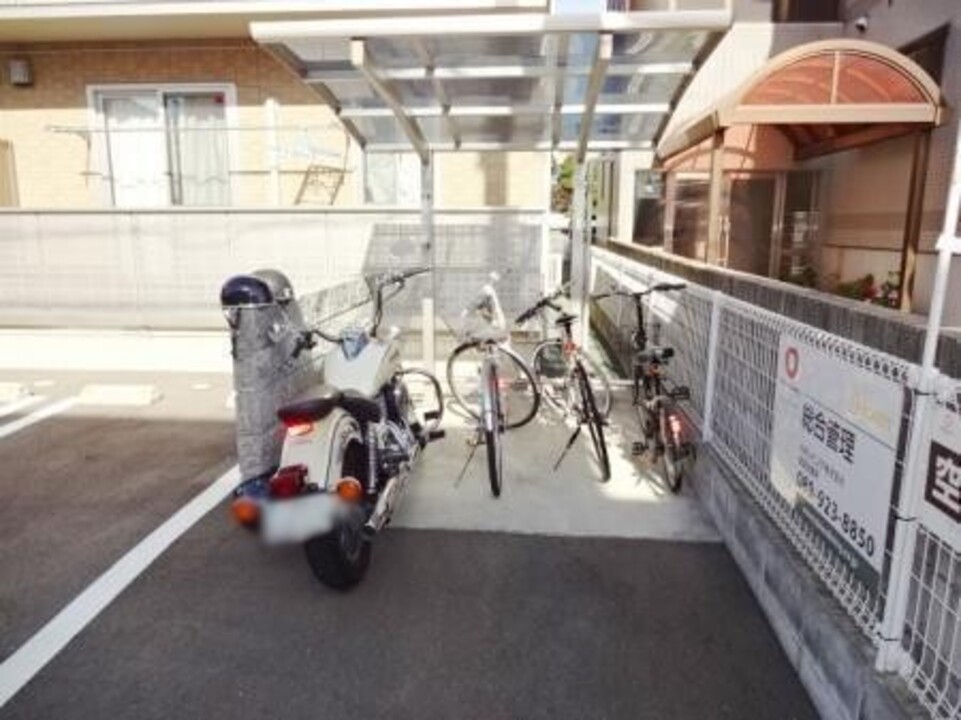 駐輪場