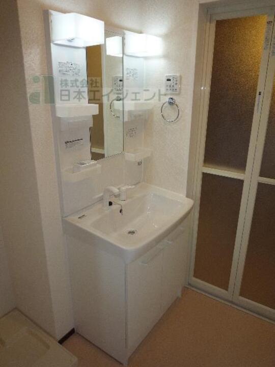 シャンプードレッサー