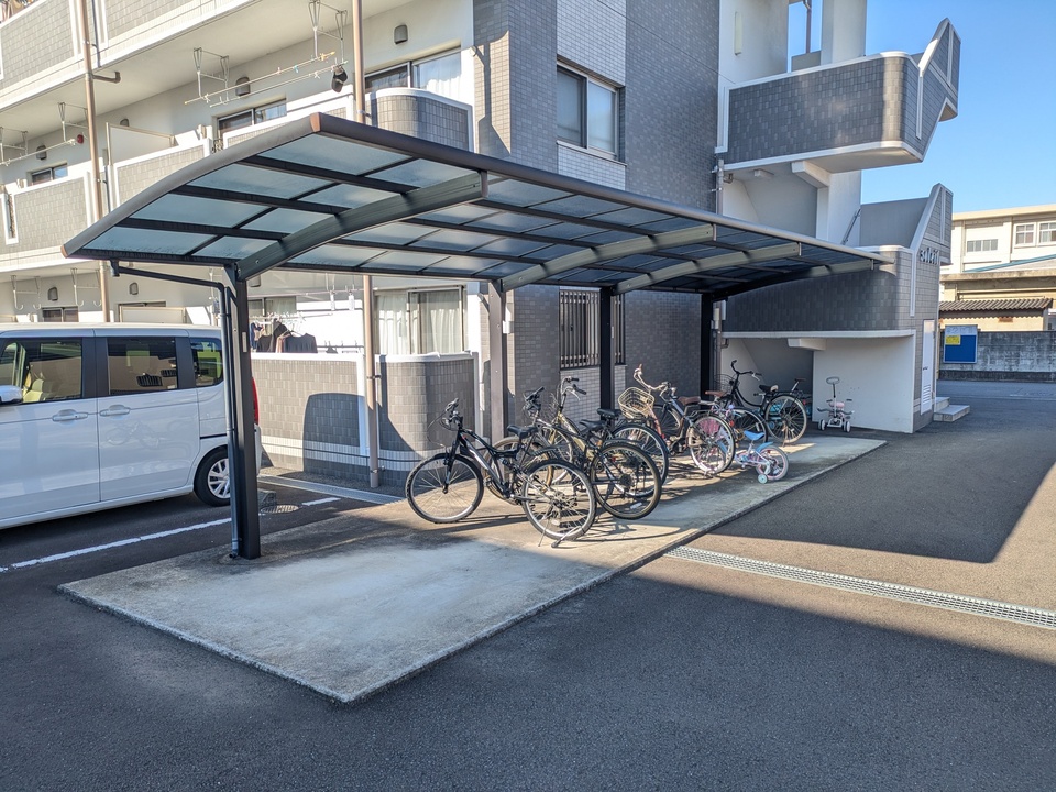 駐輪場