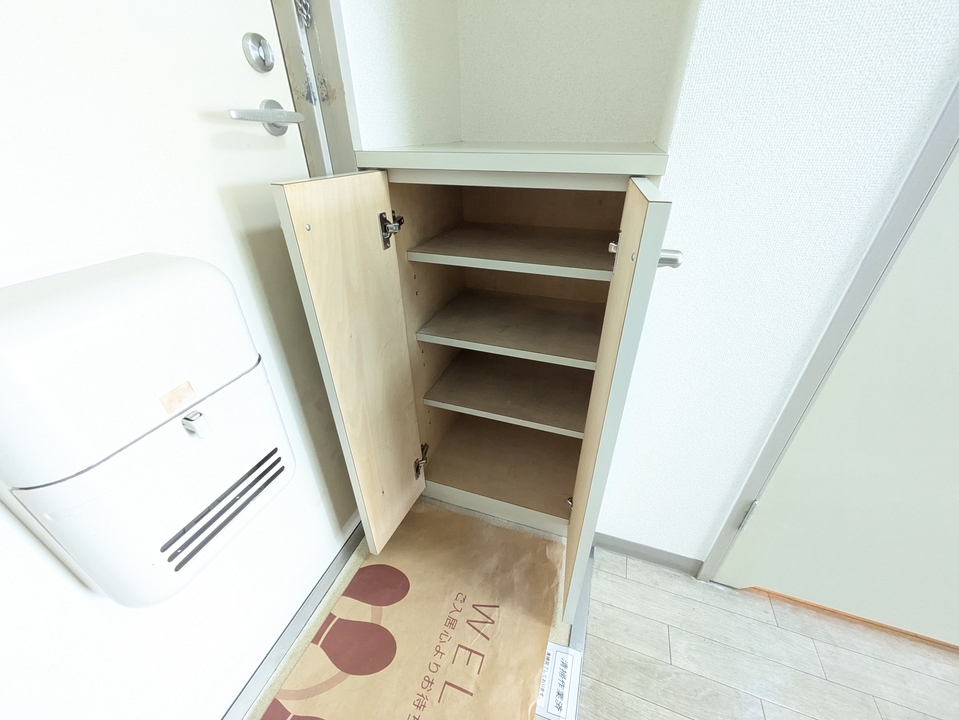 シューズボックス