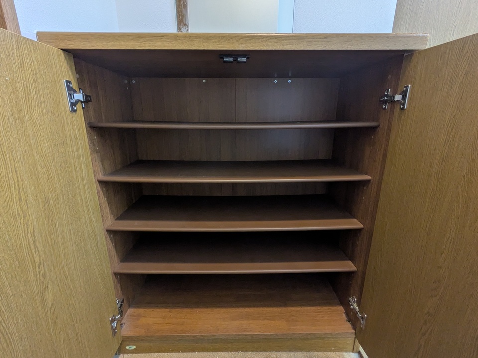 シューズボックス