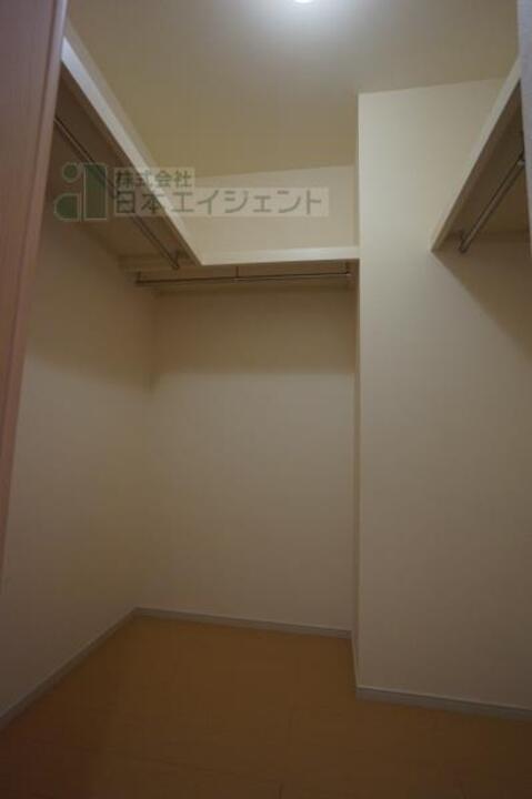 ウォークインクローゼット