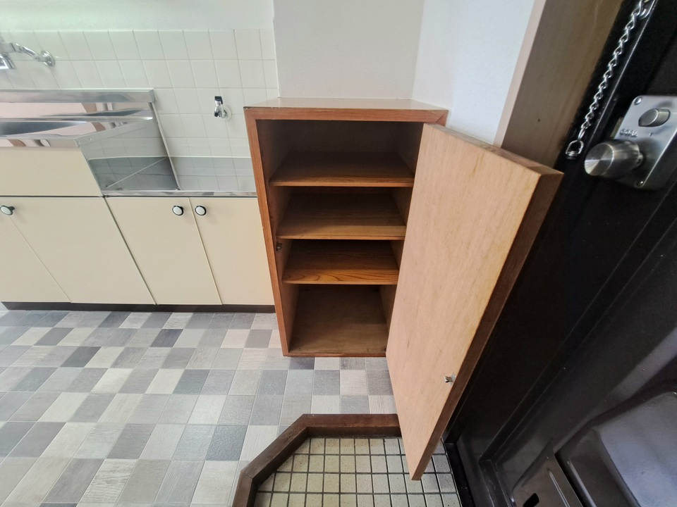 シューズボックス