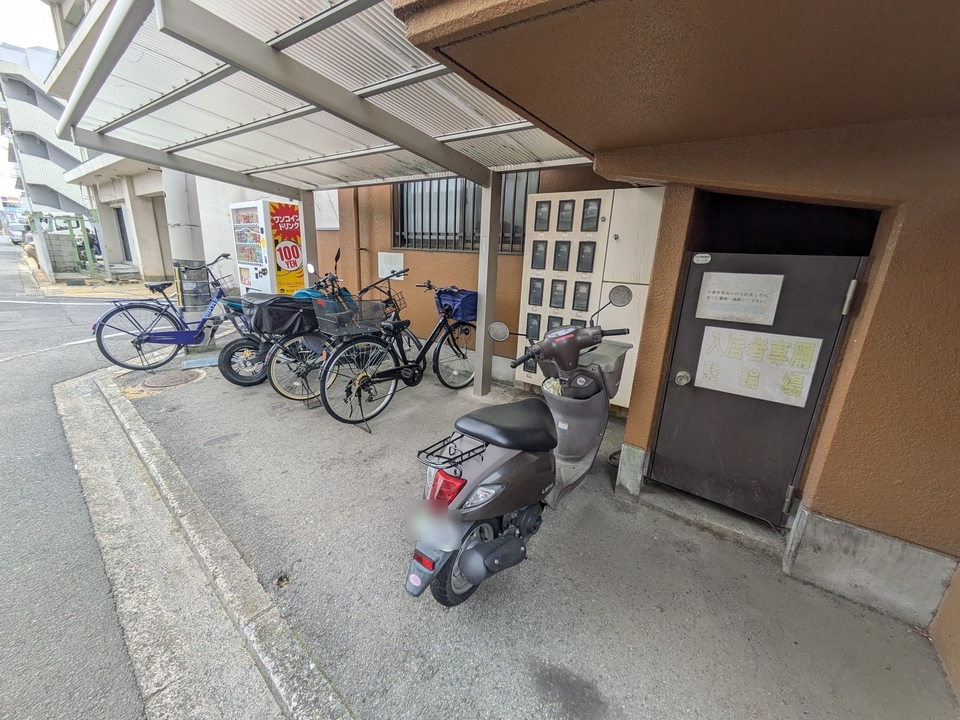 駐輪場