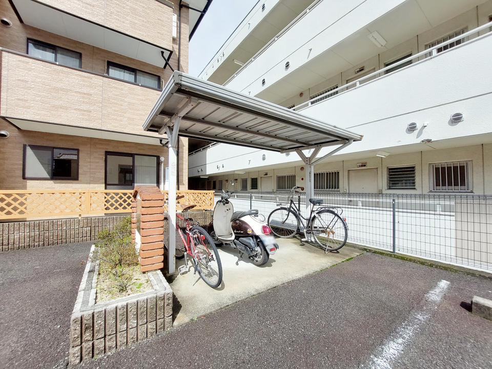 駐輪場