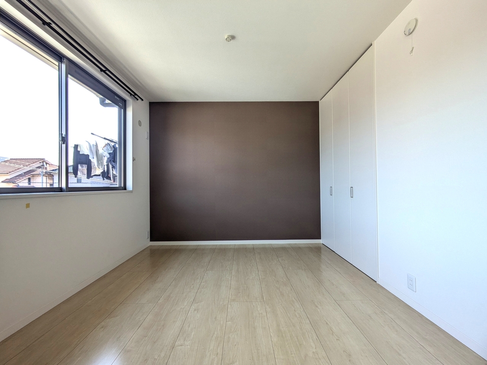 洋室（南東側）