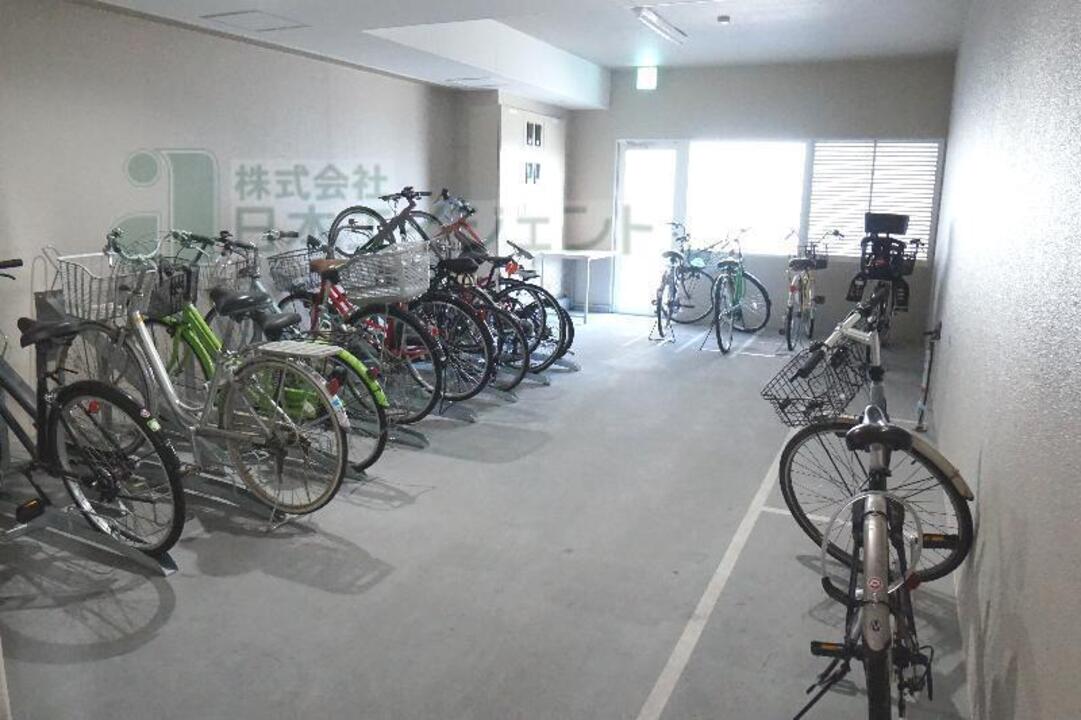 駐輪場