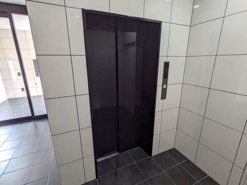 エレベーター