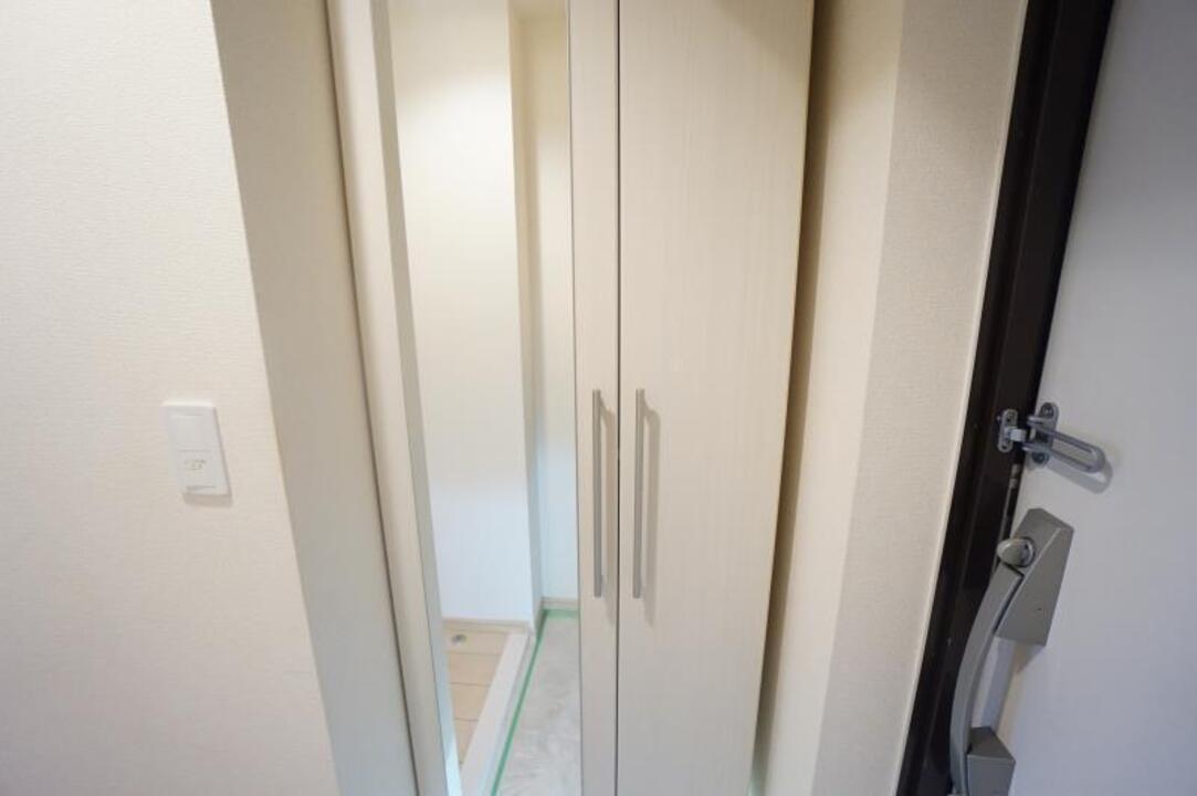シューズボックス