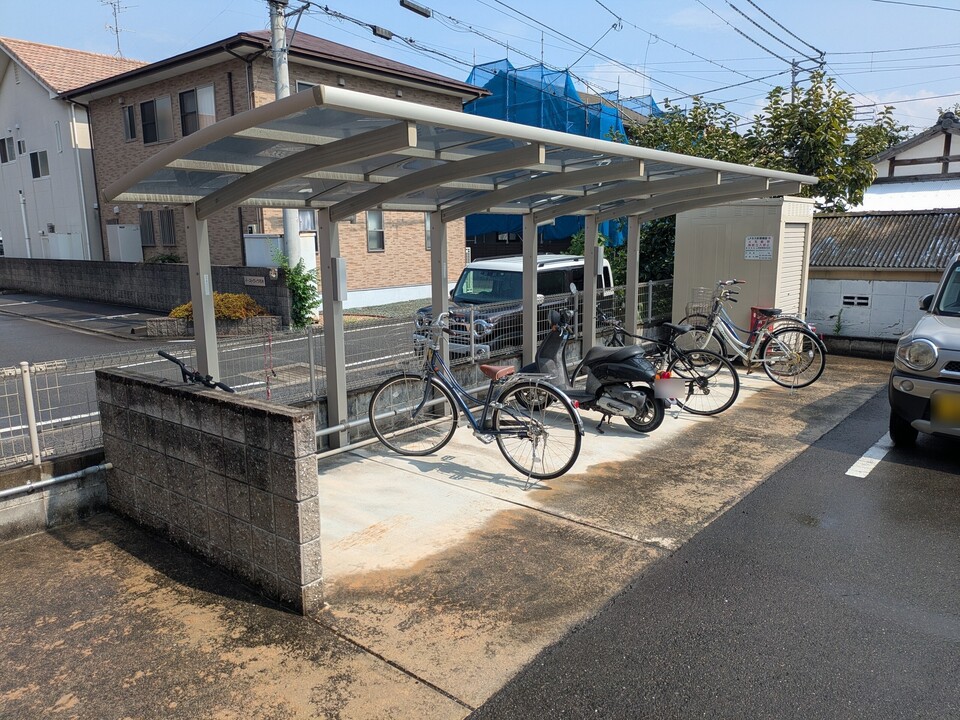 駐輪場