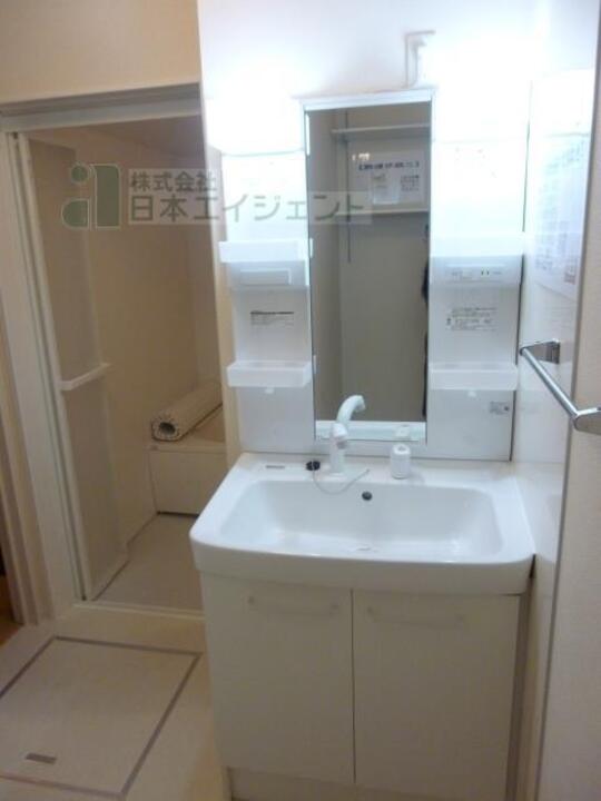 シャンプードレッサー