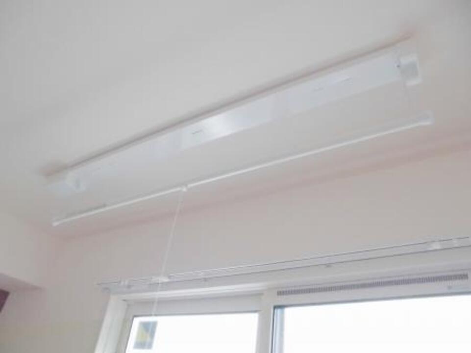 室内物干しユニット