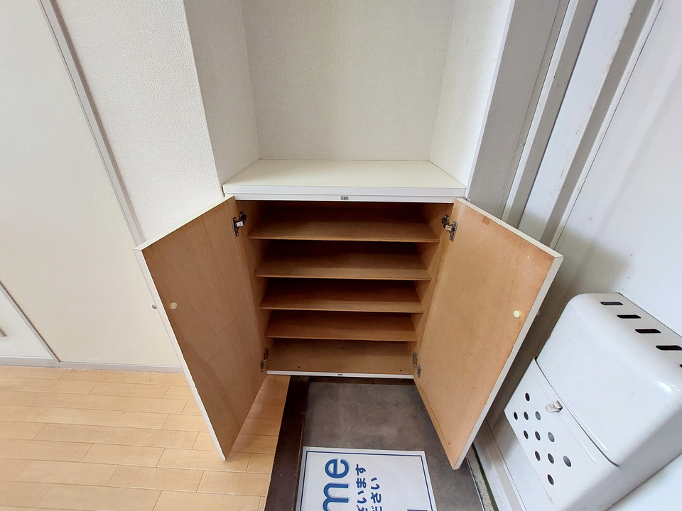 シューズボックス