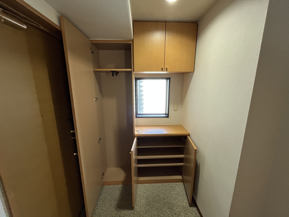 シューズボックス