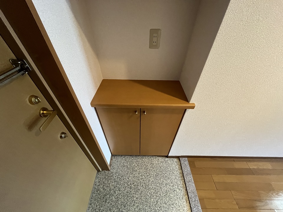 シューズボックス