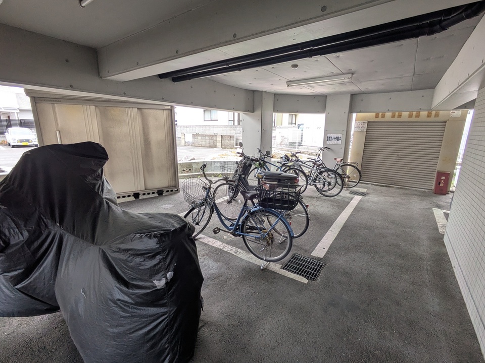 駐輪場