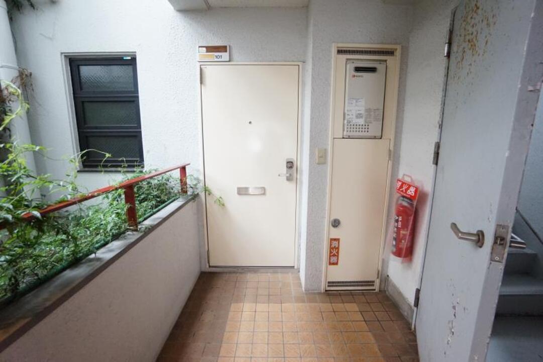 玄関