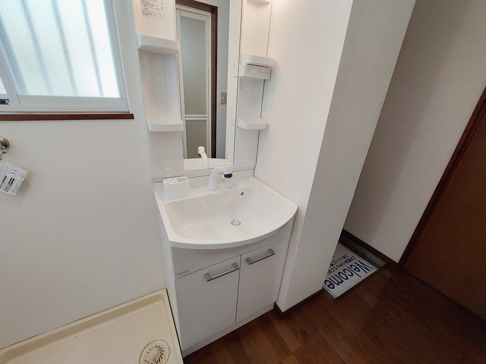 シャワー付洗面化粧台