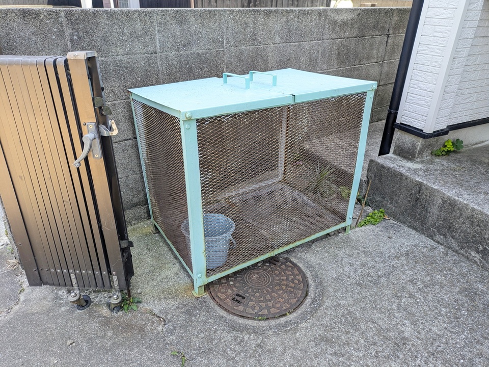 ゴミステーション