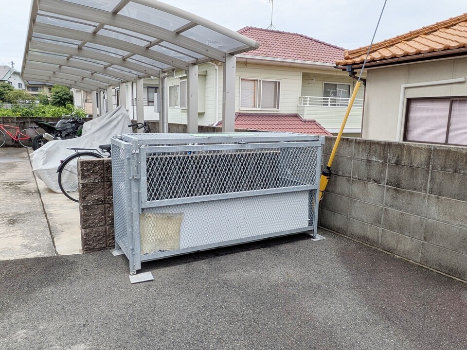 ゴミステーション