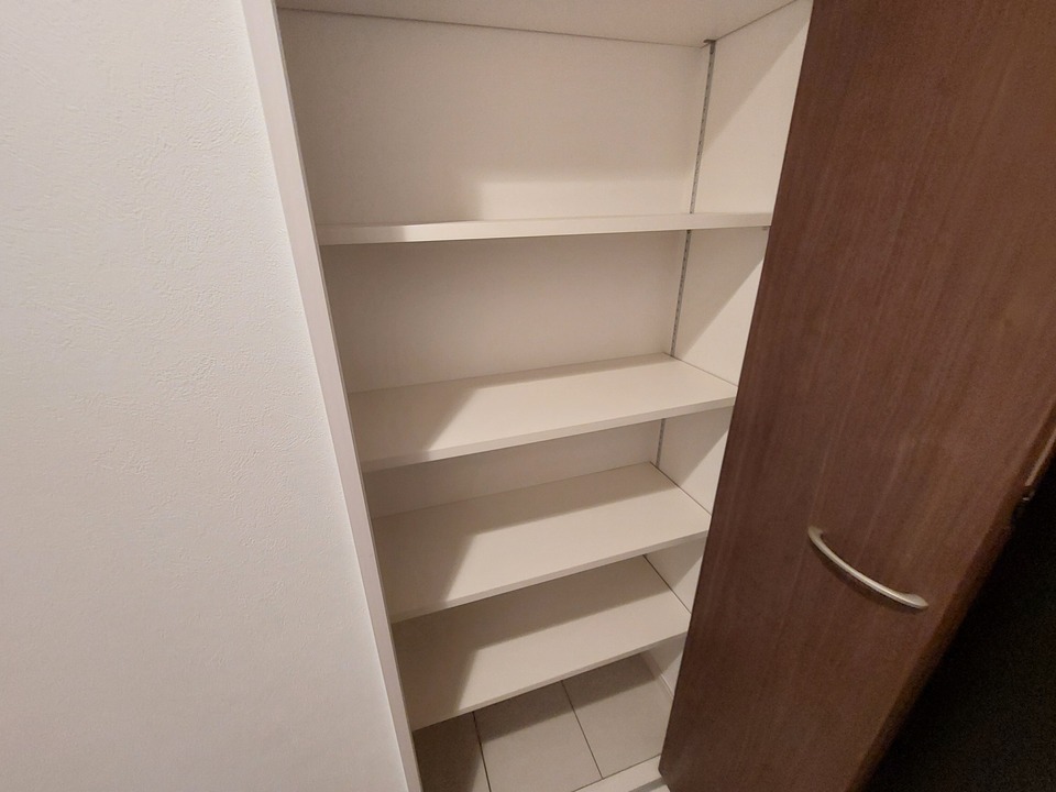 シューズボックス