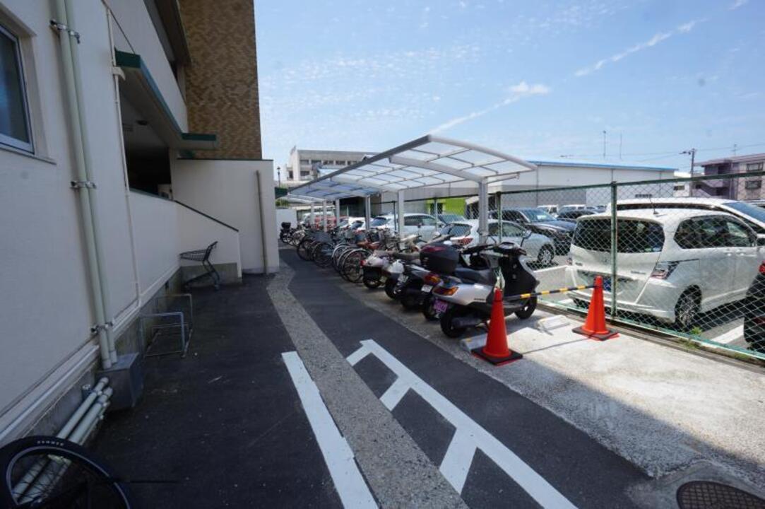 駐輪場