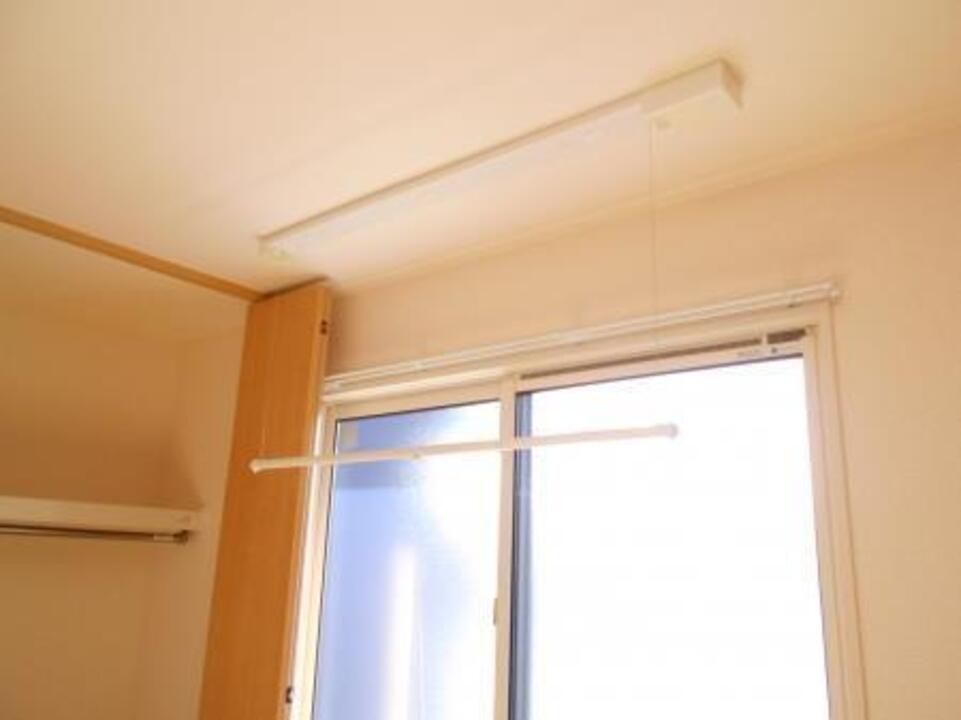 室内物干しユニット