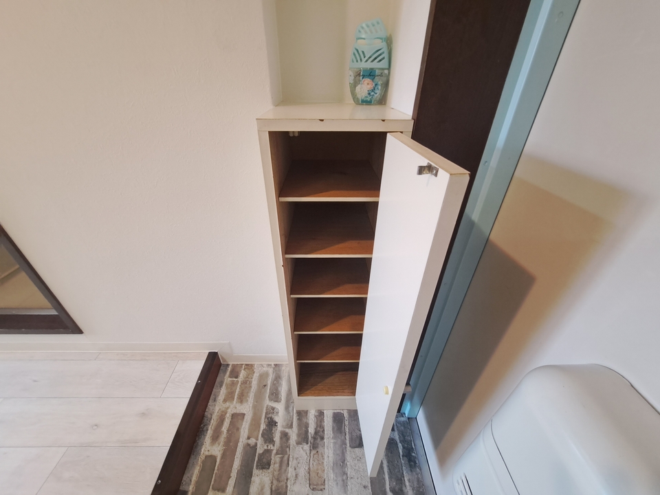 シューズボックス