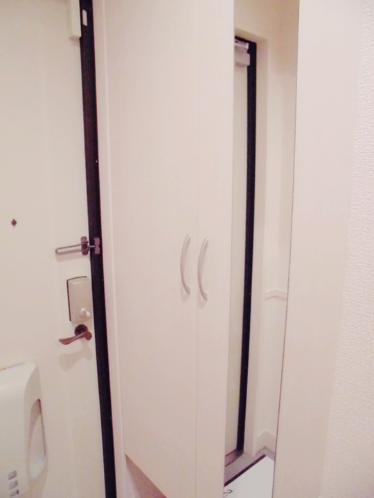 シューズボックス