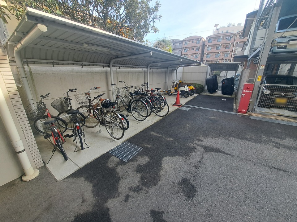 駐輪場