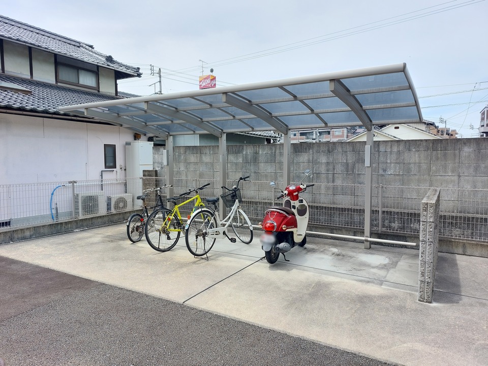 駐輪場