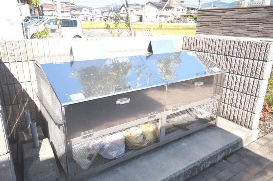 ゴミステーション