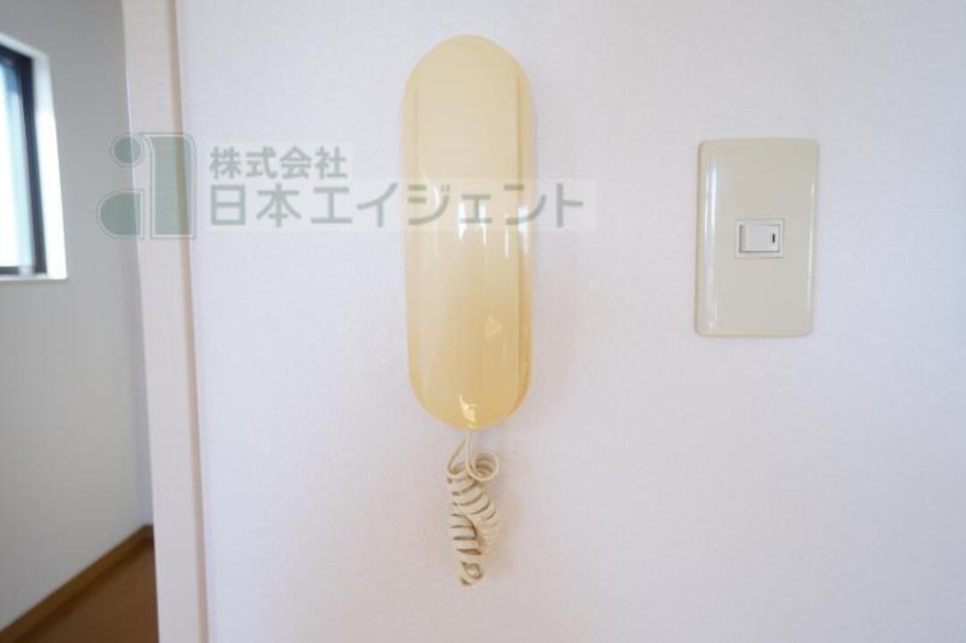 インターホン