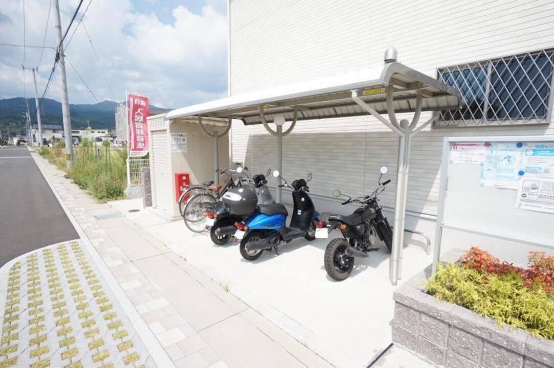 駐輪場