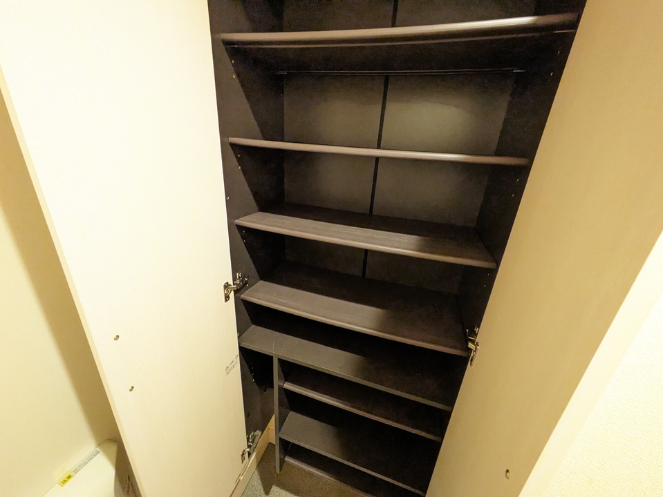 シューズボックス