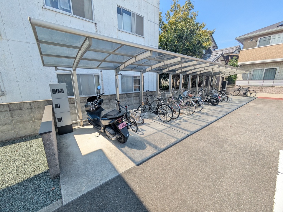 駐輪場
