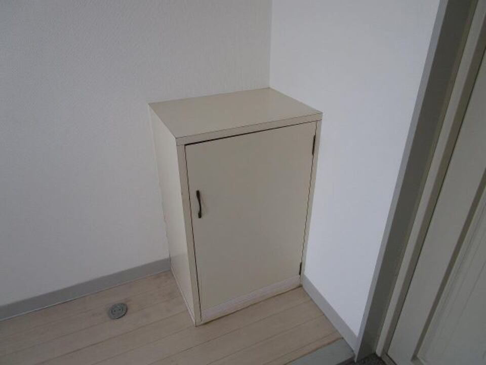 シューズボックス