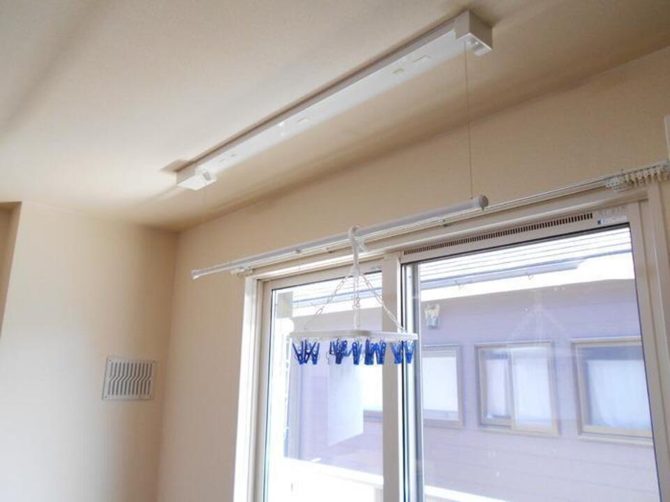 室内物干しユニット