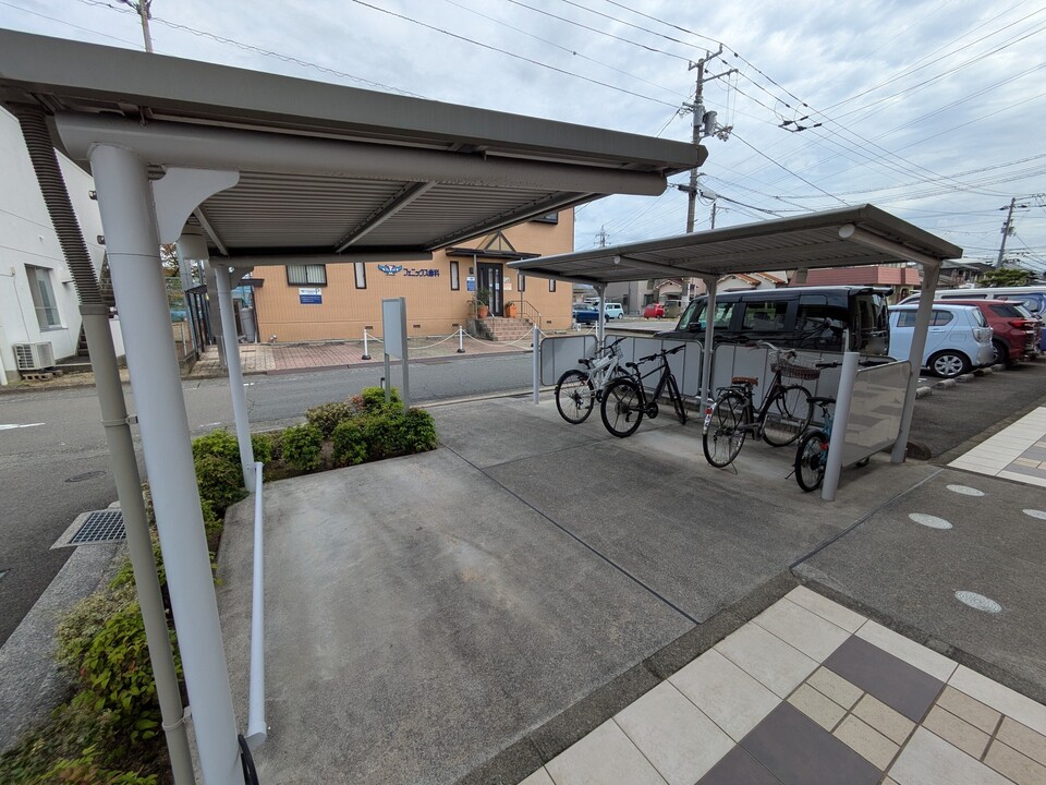 駐輪場