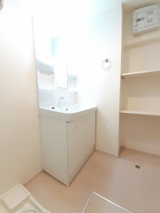 シャワー付洗面化粧台