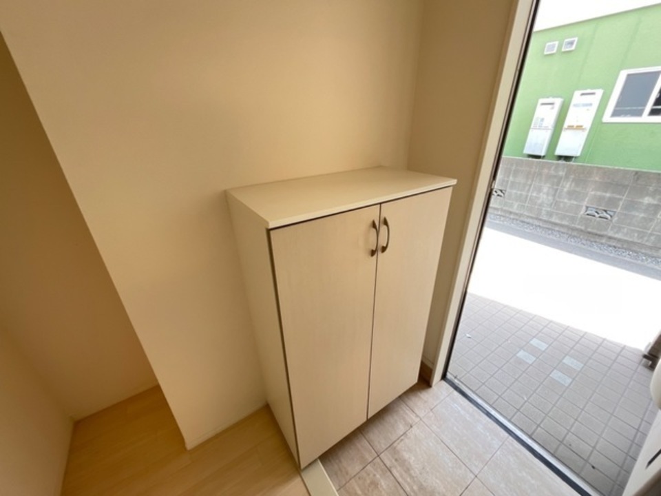 シューズボックス