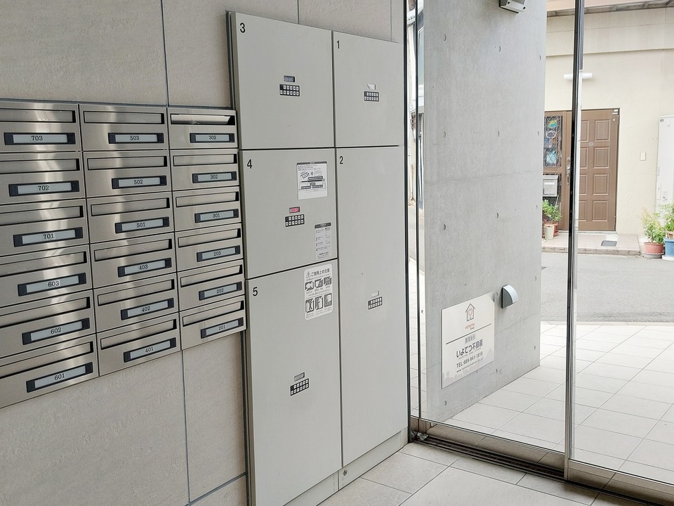 宅配ボックス