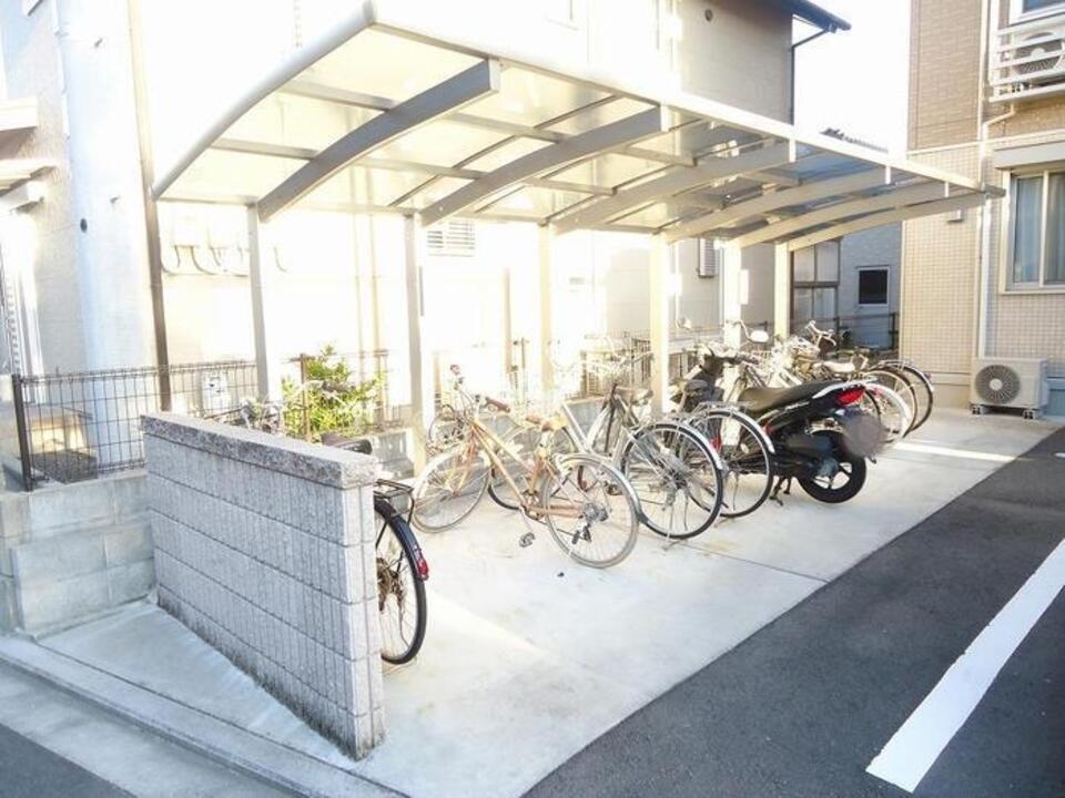 駐輪場